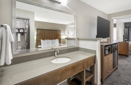 North Spokane Hotel | Best Western Plus Spokane North