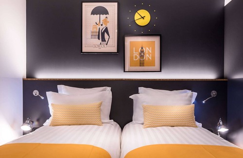 Bois-Colombes Hotel | Best Western Plus Suitcase Paris La Defense