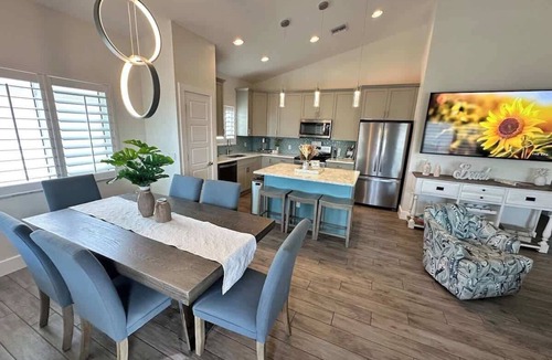 Fort Myers Beach House | Beyond The Sea · 70+ 5-Star · Walk to Beach-Town
