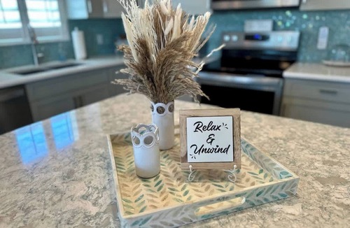 Fort Myers Beach House | Beyond The Sea · 70+ 5-Star · Walk to Beach-Town