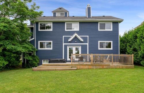 The Blue Mountains Ski Chalet | Big Blue at The Blue Mountains w Hot Tub and BBQ
