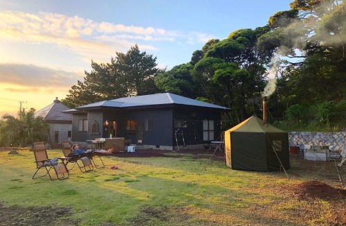 Oshima House | Big Island Base 一組限定の庭付き一棟貸し BBQ 焚き火 テントサウナ 最大6名