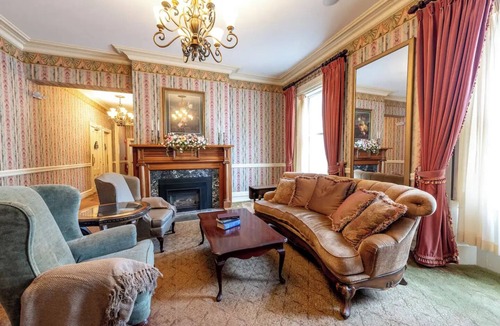 Geneseo Bed & Breakfast | Big Tree Treaty Room - Big Tree Inn