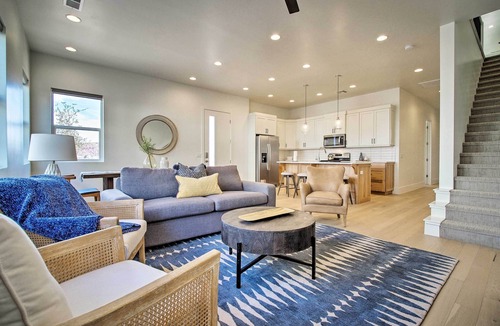 Bloomington House | Bloomington Club - Pool - Hot Tub - Golf - EV Charger