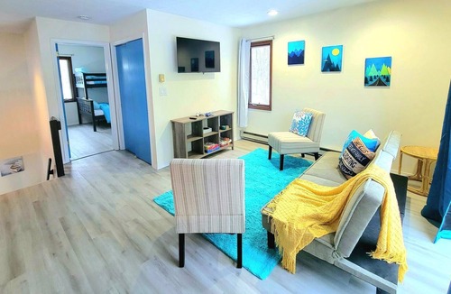 Long Pond Ski Chalet | Blue Cherry Cabin/Indoor Pool/Near Camelback and Kalahari