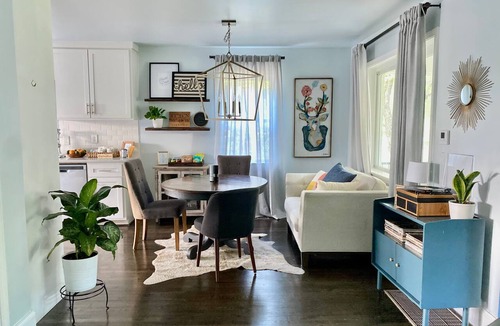 Forest Park House | Blue Door Walk to Avondale Dog-friendly w Yard