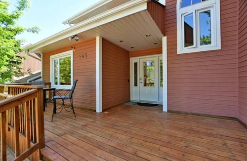 The Blue Mountains Ski Chalet | Blue Mountain Chalet