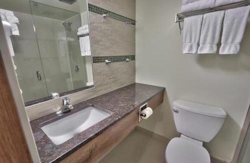 The Blue Mountains Hotel | Blue Mountain Resort Inn