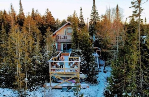 Northern Bruce Peninsula Cottage | Blue Vista Tobermory Waterfront Cottage