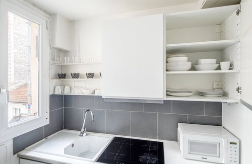 Sorbonne Apartment | Blueground | Latin Quarter, nr Seine & notre dame