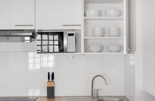 Chaussee-d'Antin Apartment | Blueground | Madeleine, elevator & concierge