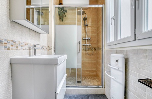 L'Europe Apartment | Blueground | Saint Georges, nr train station