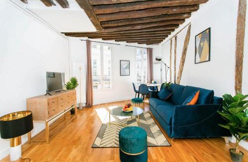 Paris City Center Apartment | BnBNova - 1BR - Le Louvre & Rivoli
