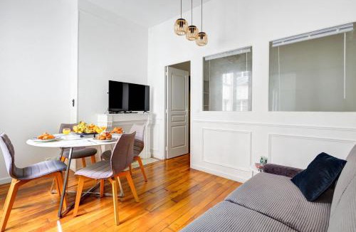 Sorbonne Apartment | BnBNova - 1BR - Notre Dame & Seine - Latin Quarter