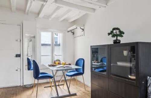 Les Halles Apartment | BnBNova - Le Louvre & Notre-Dame