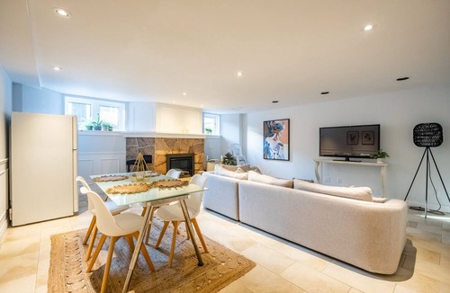 Old Toronto House | Boho 2 bed, 2.5 bath biohackers oasis - live, work and play!