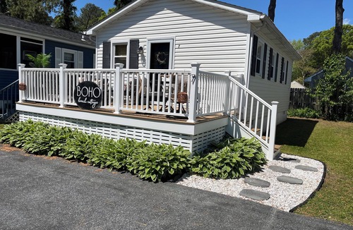 West Ocean City Cottage | Boho Beach Cottage- Quiet, Deck, Private parking, Bikes- 1 mi to Beach & Boards!