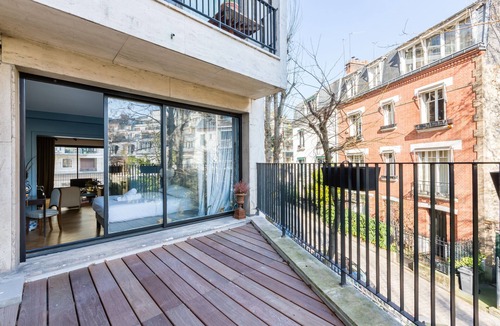 Auteuil Apartment | Bois de Boulogne Retreat, by Veeve