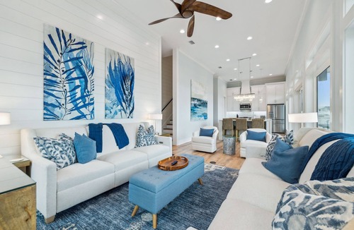 Port St. Joe House | Book for Fall! Across from the Beach! Dogs Allowed! Private Pool! Pool Table!