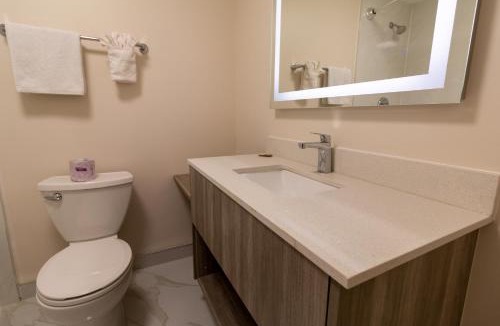 Angus Hotel | Borden Inn and Suites