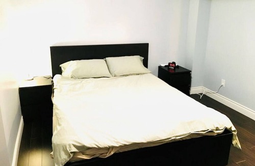 Brampton House | Brampton Basement · Bright, Airy, and Cozy 2 Bedroom Basement Brampton