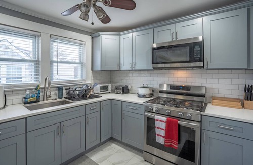 East Massapequa Apartment | Brand New 2 BR Apt. with FREE Wifi and Laundry!