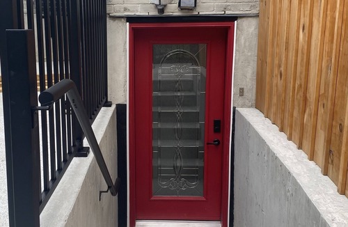 Guelph Apartment | Brand new spacious apartment with private yard/patio