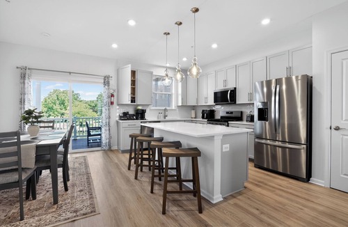 Algonquin House | Brand New Waterfront Home Marina Views Walk Downtown & Events Sleeps 8