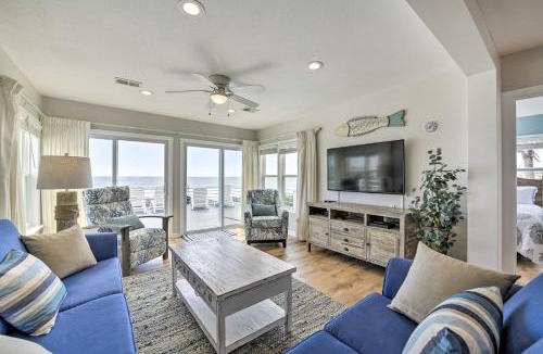 Hollywood Beach House | Breezy PCB Retreat w/Direct Beach Access!