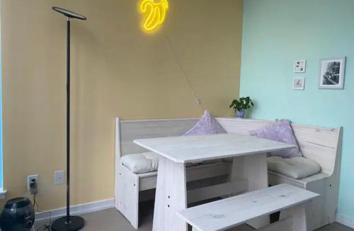 Downtown Toronto Apartment | Bright 1BR w Large Terrace - Entertainment District