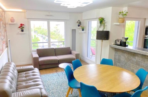 Saint-Denis Apartment | Bright 3 BR 15' away from the center of Paris, FRUITIERS2