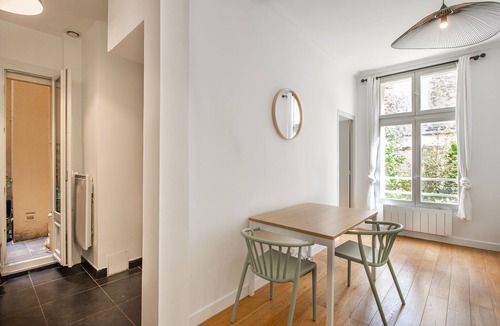 Levallois-Perret Apartment | Bright and cozy apartment, ideally located in Levallois Perret
