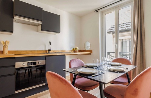 Saint-Louis Apartment | Bright apartment near Bois de Vincennes 4P/1BR