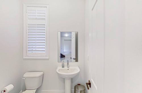 Springwater House | Bright, modern, spacious home with fireplace, near gorgeous lakes & skiing