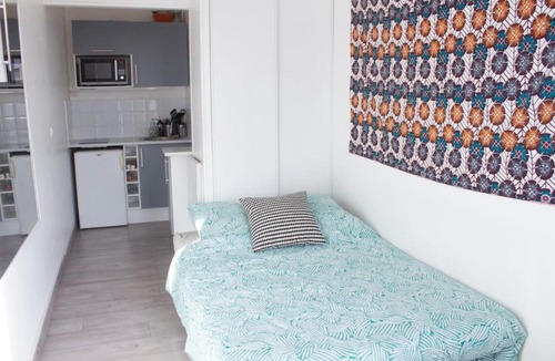 Pere Lachaise Apartment | Bright studio next to Père Lachaise