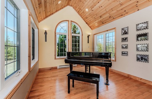Northern Bruce Peninsula House | Bruce Peninsula Forest Escape on 16 acres w/Pickleball Court!