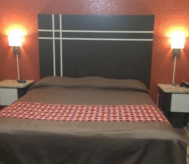 Florida South Atlantic Coast Hotel | Budget Inn of Avon Park