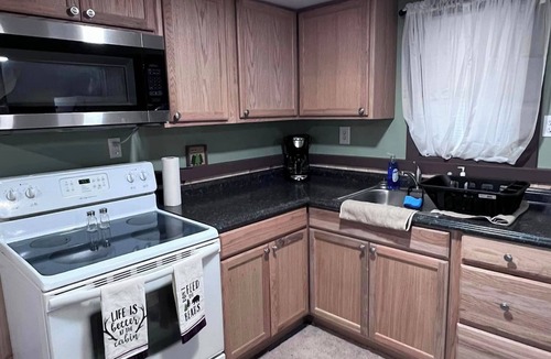 Benezette Cabin | cabin with hot tub in Benezette - Perfect for a cozy getaway