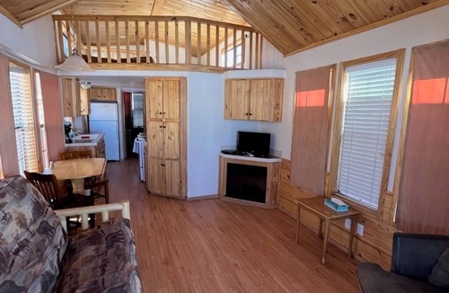 Mammoth Creek Cabin | Cabins by Panguitch Lake: Where Rustic Charm Meets Amazing Fishing!