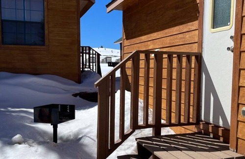 Mammoth Creek Cabin | Cabins by Panguitch Lake: Where Rustic Charm Meets Amazing Fishing!