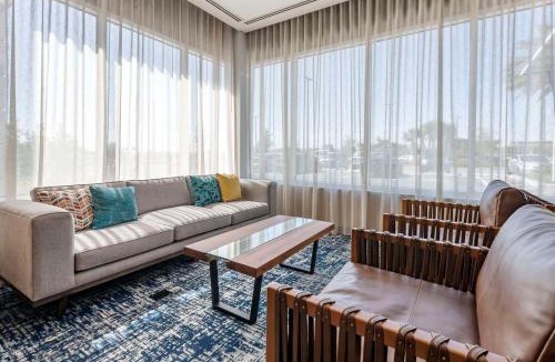 Orlando Hotel | Cambria Hotel Orlando Airport
