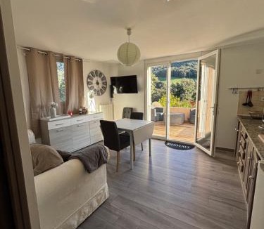 Sartene Apartment | Campana