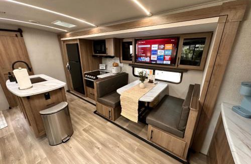 River Ranch Other | Camper RV in River Ranch