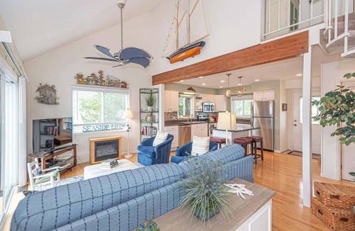 Ocean Pines House | Canalfront Oasis | Boat Dock