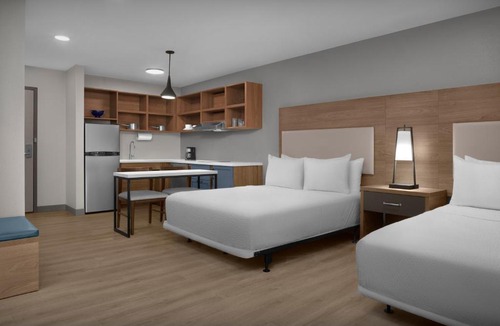 Southpoint Hotel | Candlewood Suites Jacksonville Southpoint