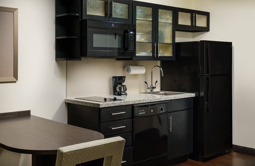 Florida Central Atlantic Coast Hotel | Candlewood Suites Orlando - Lake Buena Vista by IHG