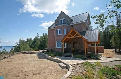 Lion's Head Cottage | Cape Cliff Cottage - Lions Head, Ontario, Canada