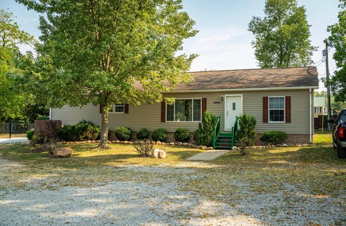 Dickerson Run House | Captain's Quarters - A little slice of heaven at the Hideaway Haven Vacation Rental.