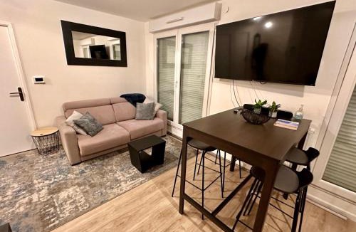Le Bourget Apartment | Carré d'As - Appartement de standing