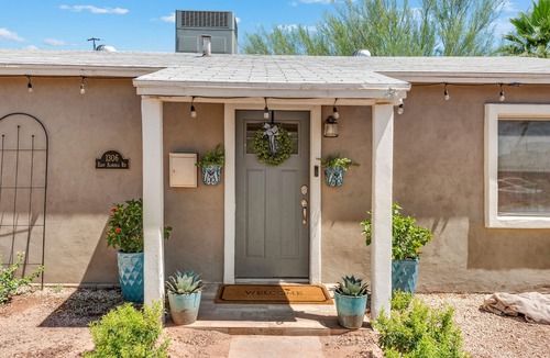 Coronado House | Casa Coronado : Downtown Phx w/Hot-Tub & Fire Pit